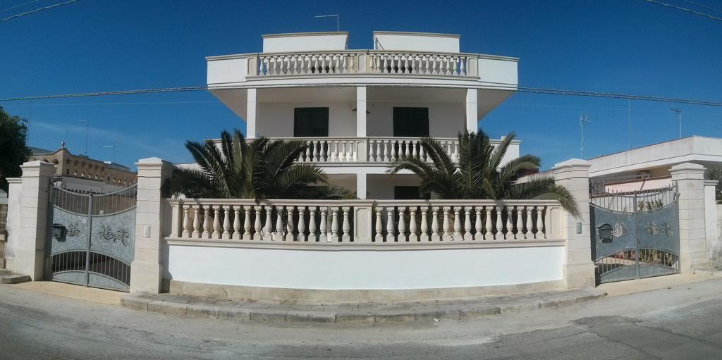 Dimora Liccisa Apartment Torre Lapillo Exterior photo