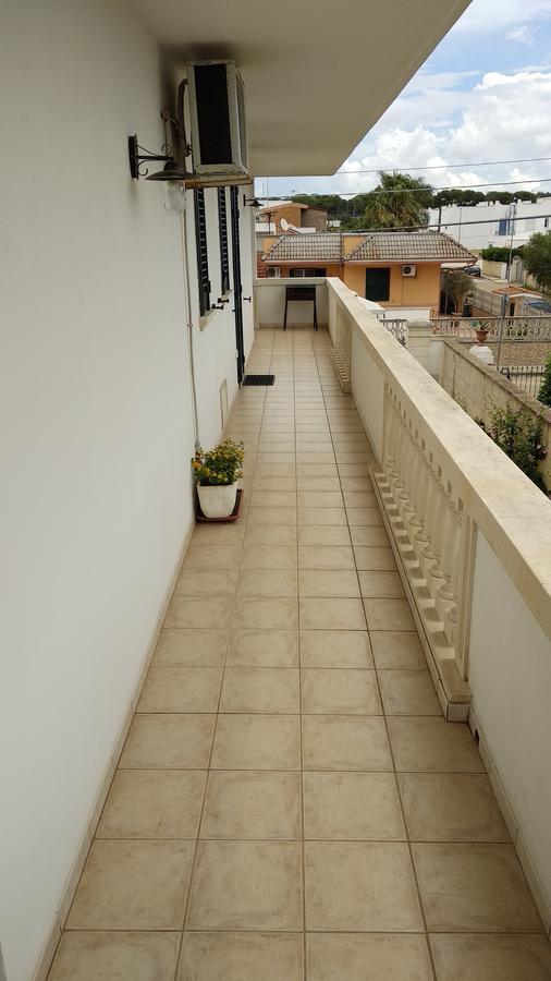 Dimora Liccisa Apartment Torre Lapillo Exterior photo